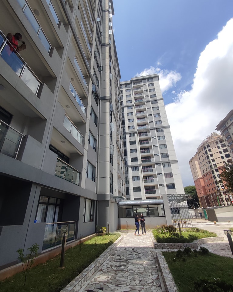 ONE BEDROOM APARTMENT TO LET IN LAVINGTON