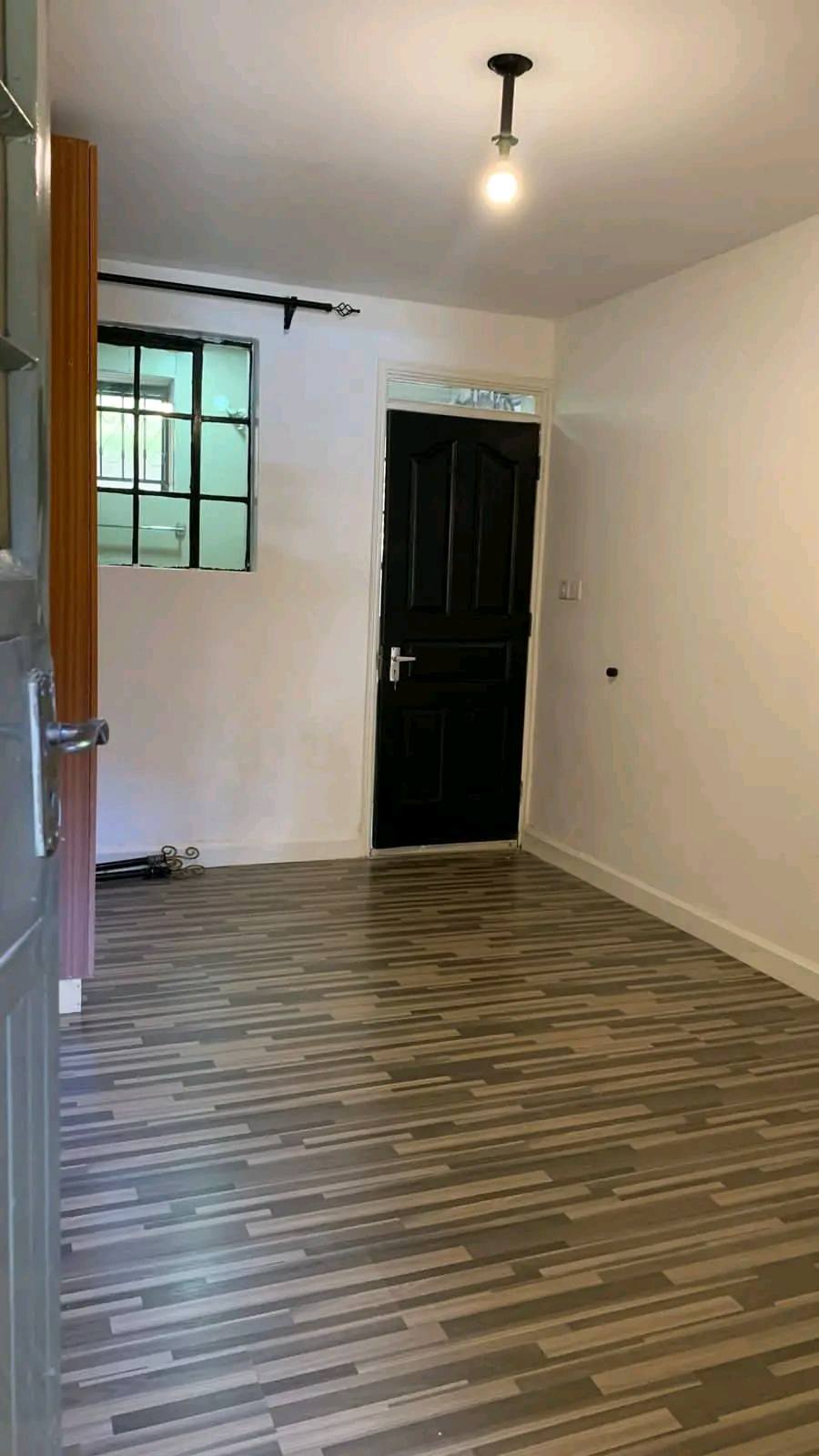 SERVANT QUARTERS TO LET IN LAVINGTON