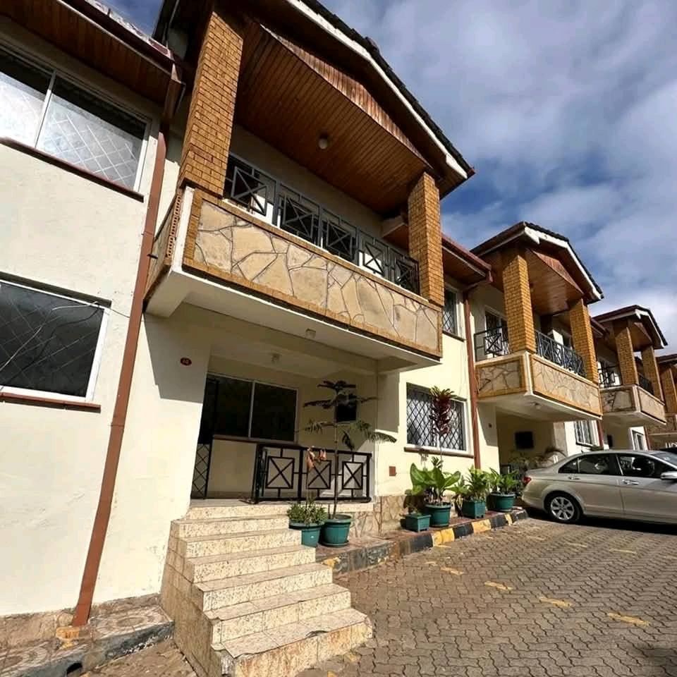 FOUR BEDROOM PLUS SQ TO LET IN KILELESHWA