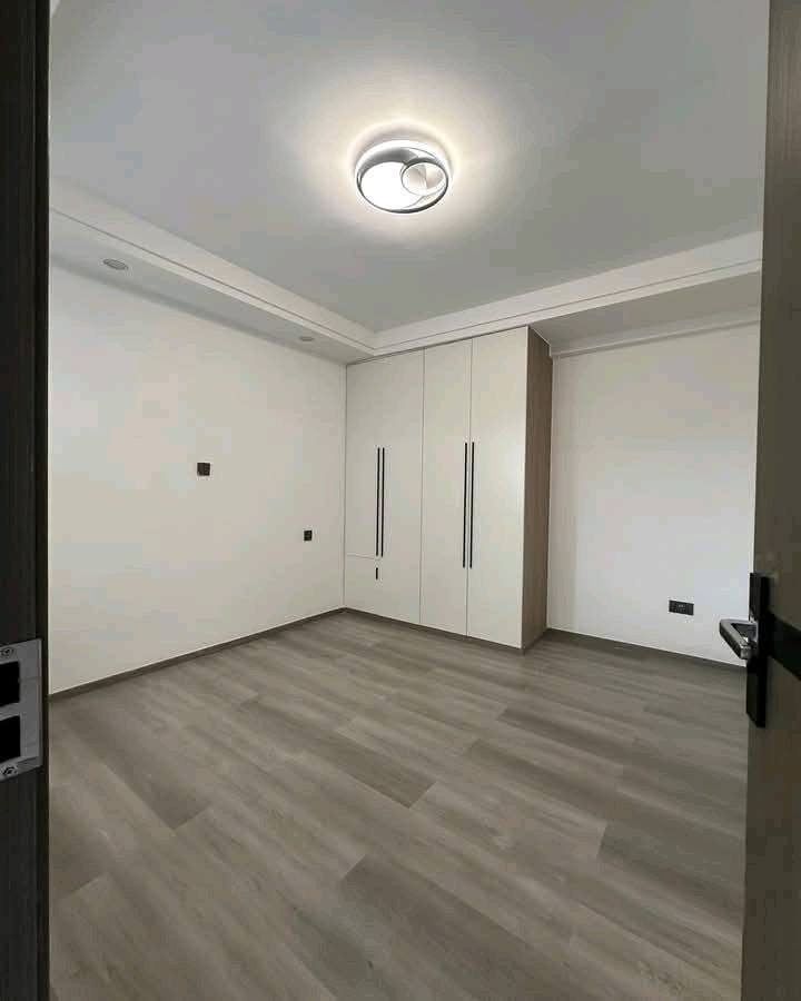 ONE BEDROOM APARTMENT TO LET IN LAVINGTON