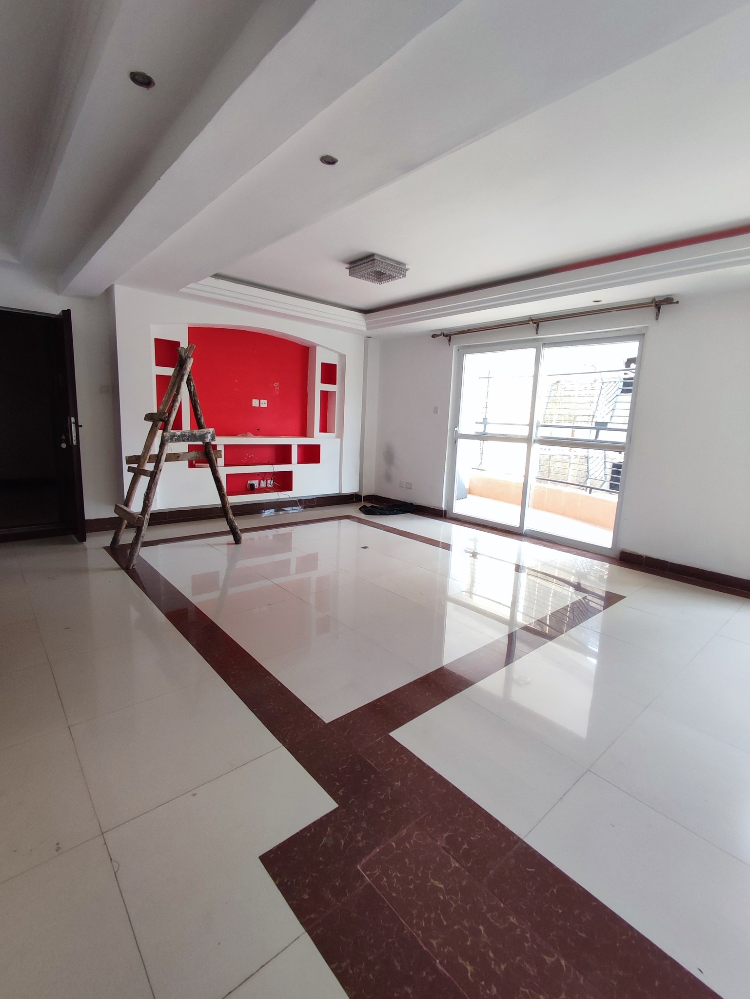 THREE BEDROOM PLUS SQ APARTMENT TO LET IN KILELESHWA